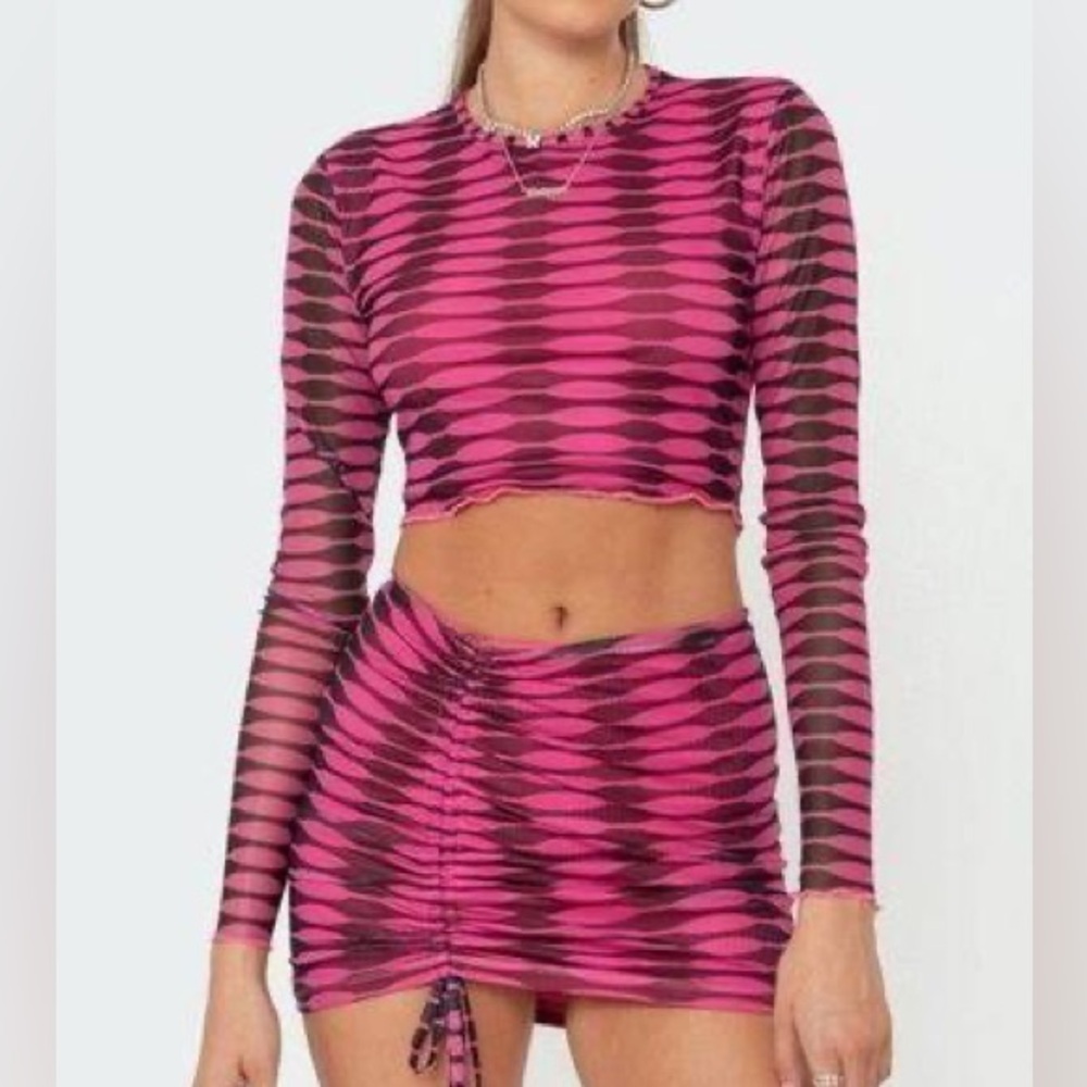 Edikted Matching Set in XS Pink Cropped top mini